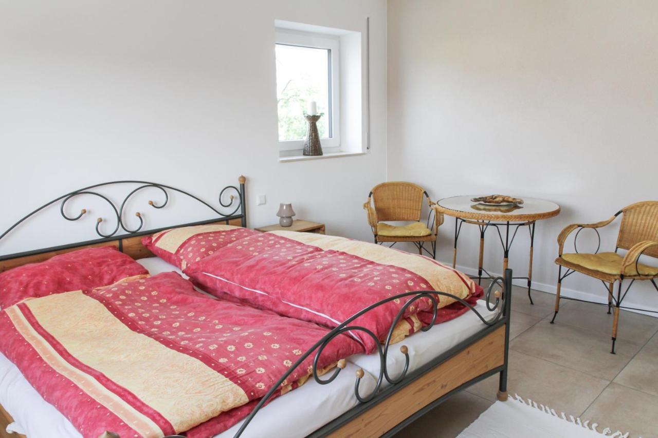 Wunderschoene, Helle 3-zi-whg Mit Grossem Balkon Apartment