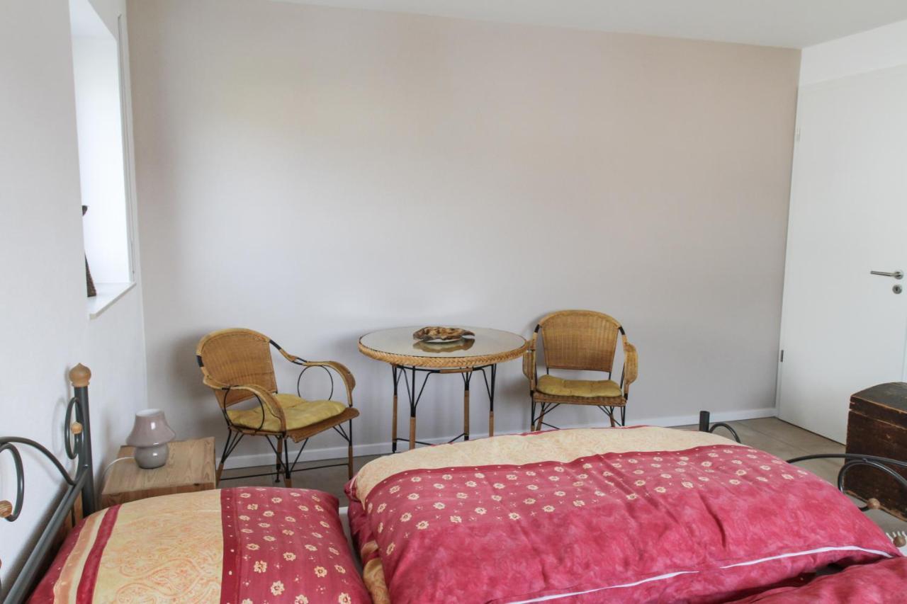 Wunderschoene, Helle 3-zi-whg Mit Grossem Balkon Apartment